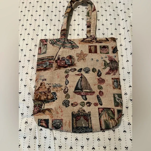 Tote - Picture 1 of 4